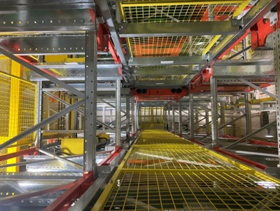 پیلیٹ شٹل ریکنگ سسٹم کے لئے کس قسم کے پیلیٹ موزوں ہیں؟